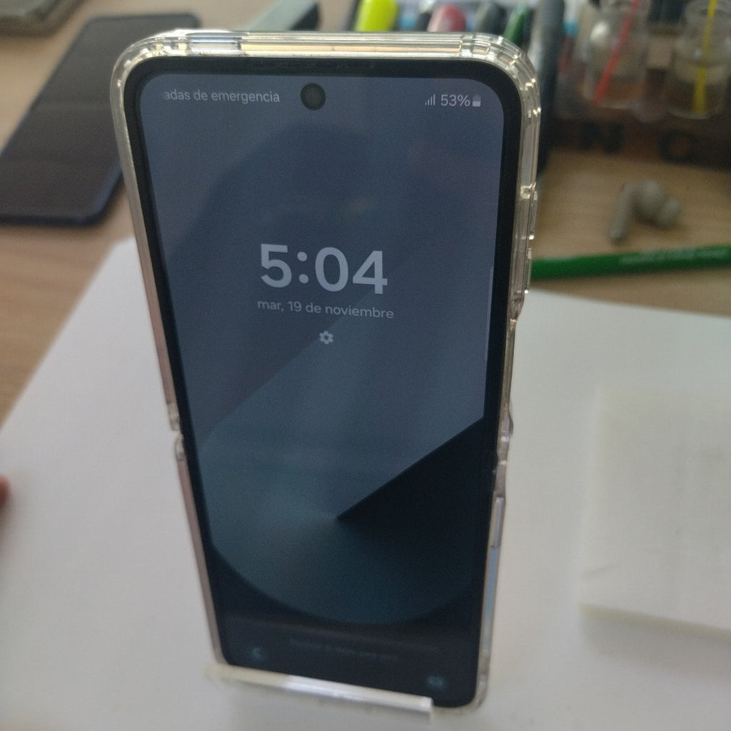 CELULAR SAMSUNG GALAXY Z FLIP 6 SM-F741B (2024) 512 GB 12 GB RAM (SEMINUEVO)
