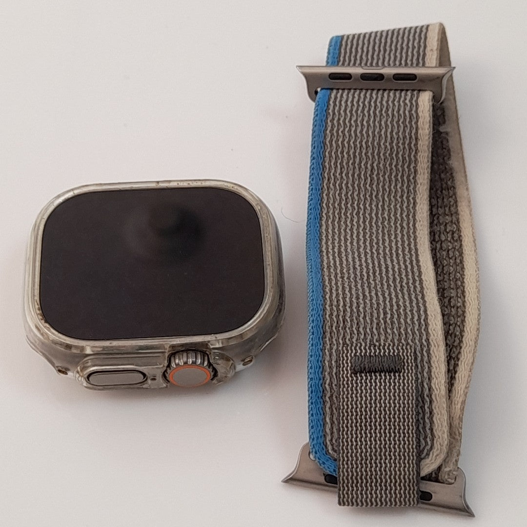 SMARTWATCH APPLE ULTRA TITANIO A2622 49 MM GPS + CELULAR (SEMINUEVO)