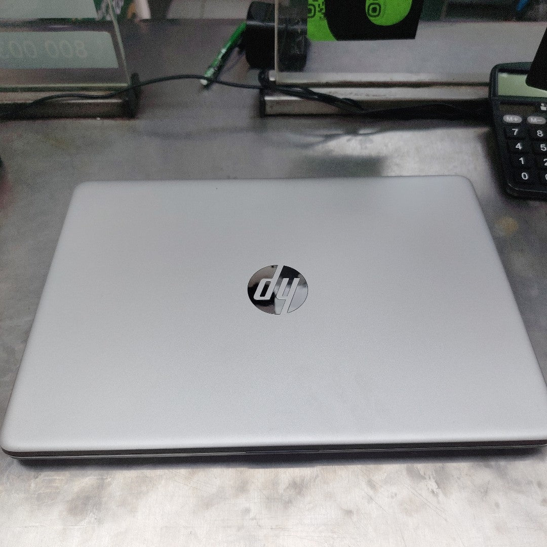 LAPTOP HP 14-DQ0530LA (2024) 256 GB SSD 8 GB RAM (SEMINUEVO)