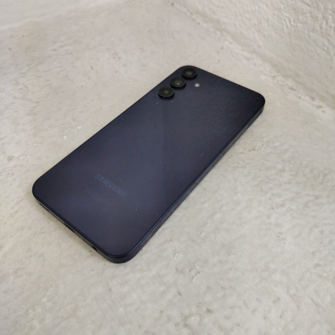 CELULAR SAMSUNG GALAXY A15 5G SM-A156U (2023) 128 GB 4 GB RAM (SEMINUEVO)