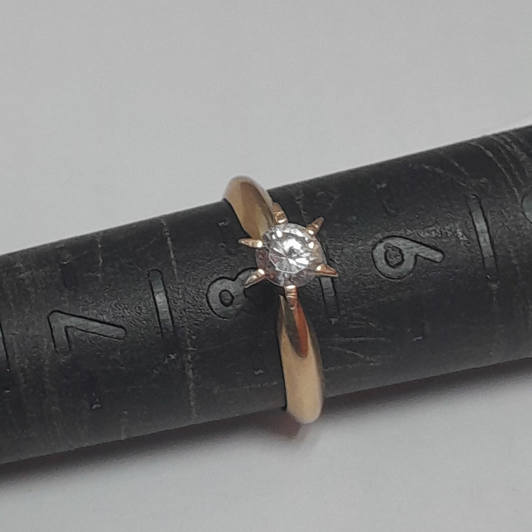 SOLITARIO ORO 14 K 3.5 GRMS (SEMINUEVO)