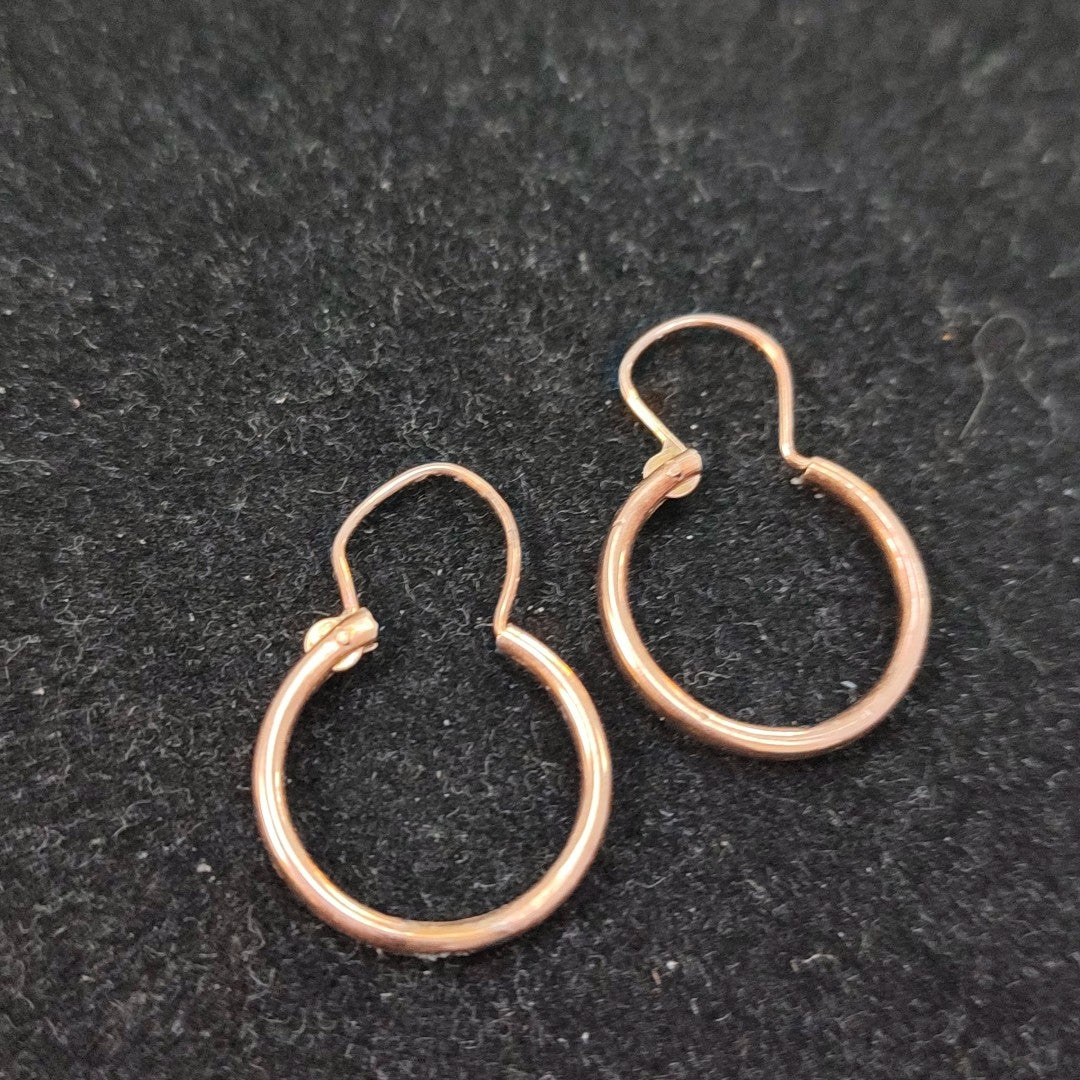 ARRACADAS PAR ORO 8 K 1 GRMS (SEMINUEVO)