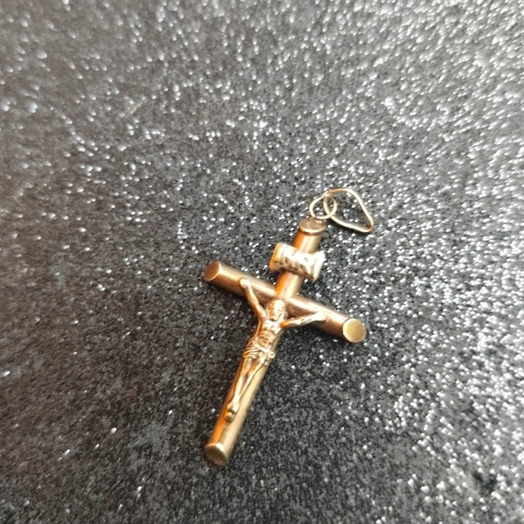 DIJE ORO 10 K 1.1 GRMS (SEMINUEVO)