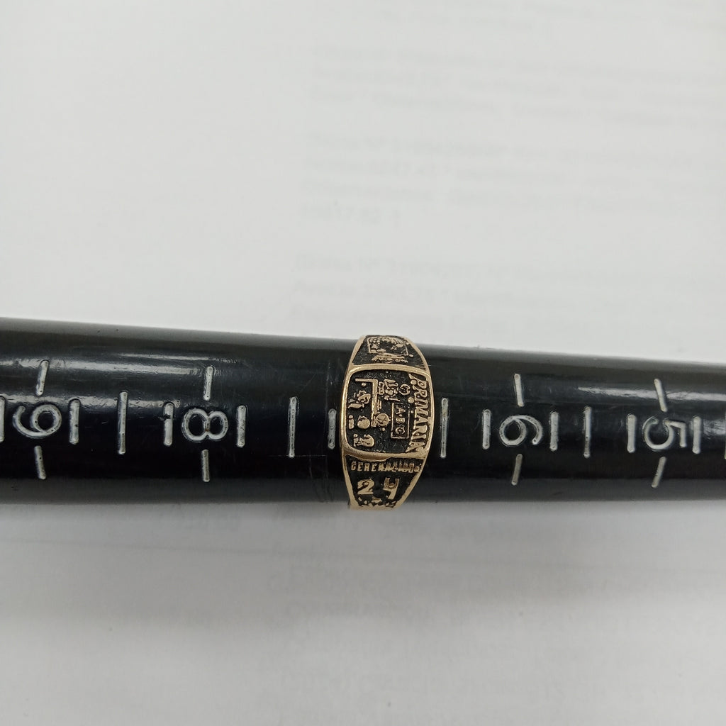 ANILLO DE GRADUACIÓN ORO 8 K 2.3 GRMS (SEMINUEVO)