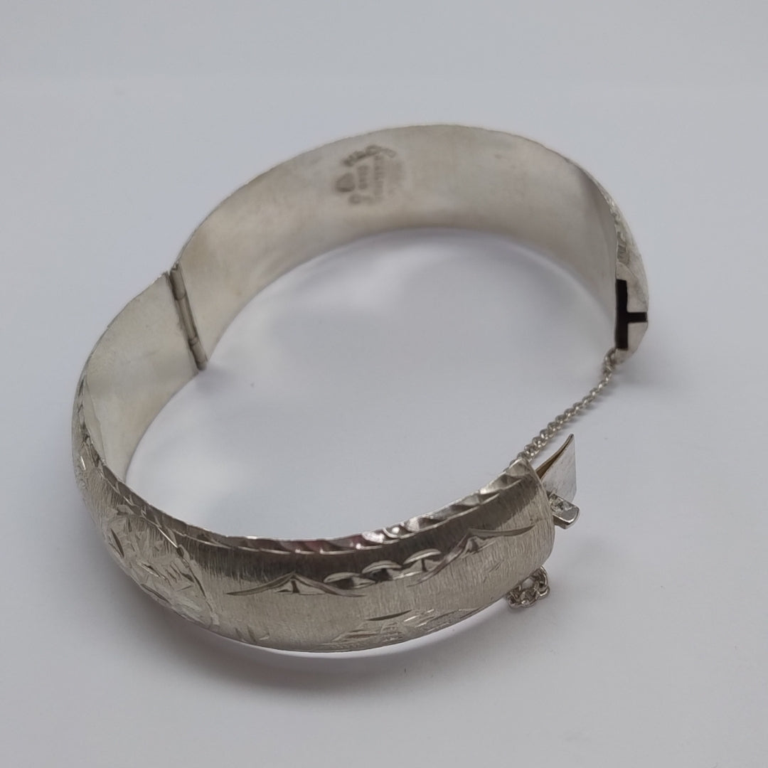 BRAZALETE PLATA 28.4 GRMS (SEMINUEVO)