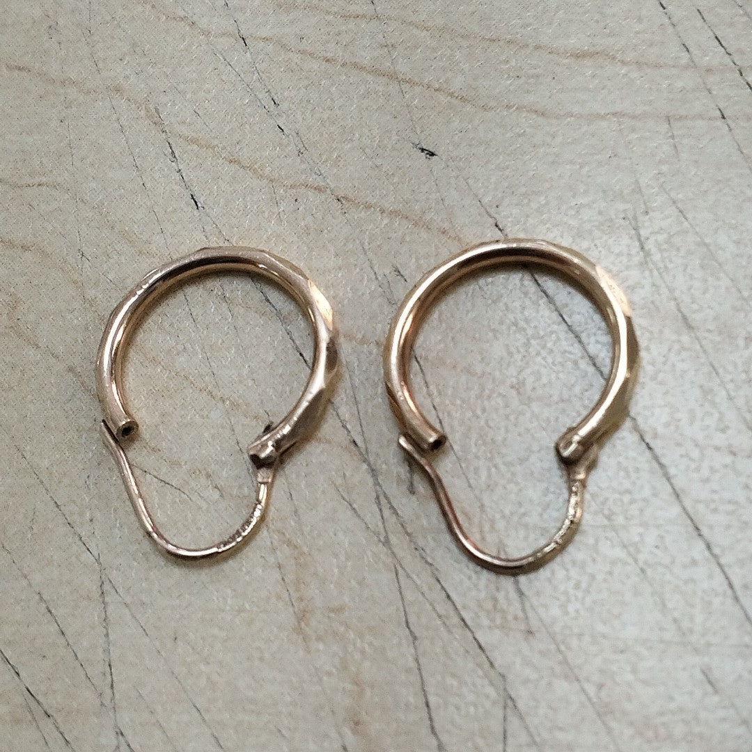 ARRACADAS PAR ORO 10 K 1 GRMS (SEMINUEVO)