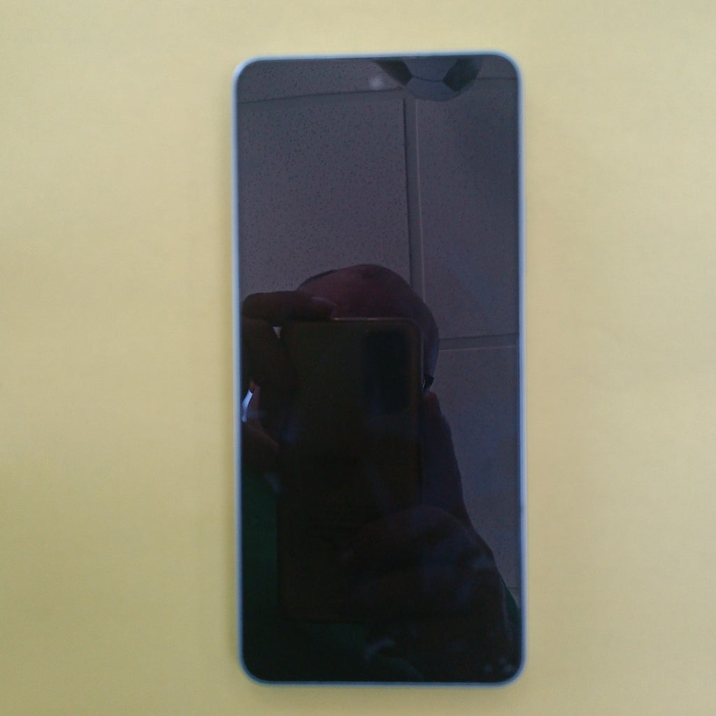 CELULAR OPPO A5 PRO CPH2711 (2025) 256 GB 8 GB RAM (SEMINUEVO)