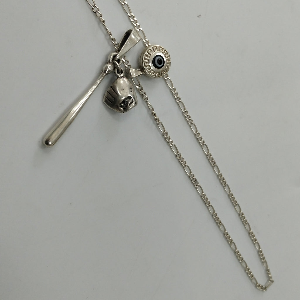 CADENA, DIJE PLATA 8.6 GRMS (SEMINUEVO)