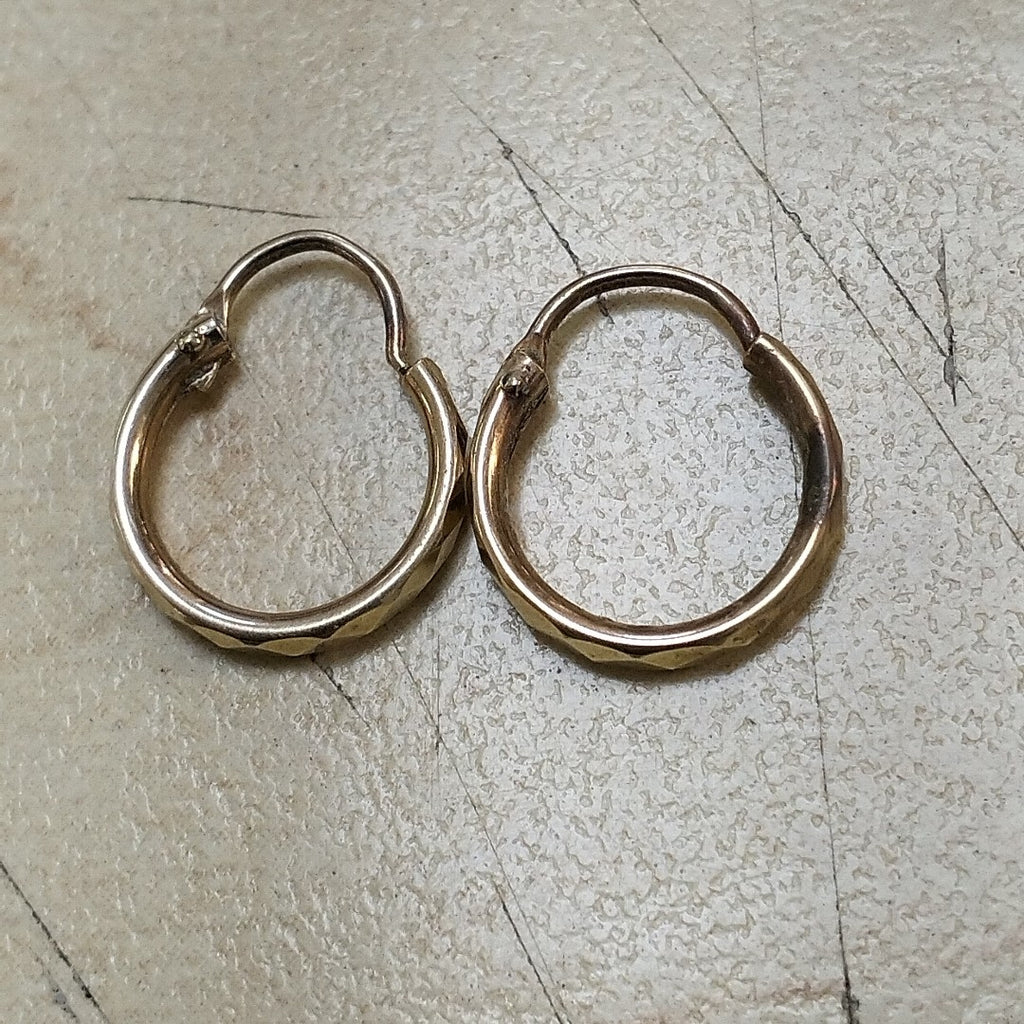 ARRACADAS PAR ORO 10 K 0.6 GRMS (SEMINUEVO)