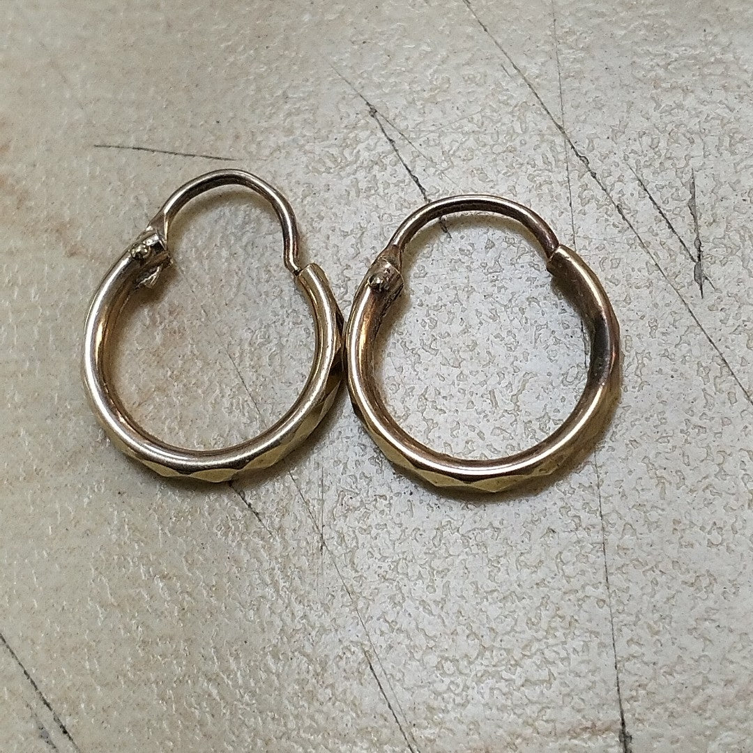 ARRACADAS PAR ORO 10 K 0.6 GRMS (SEMINUEVO)