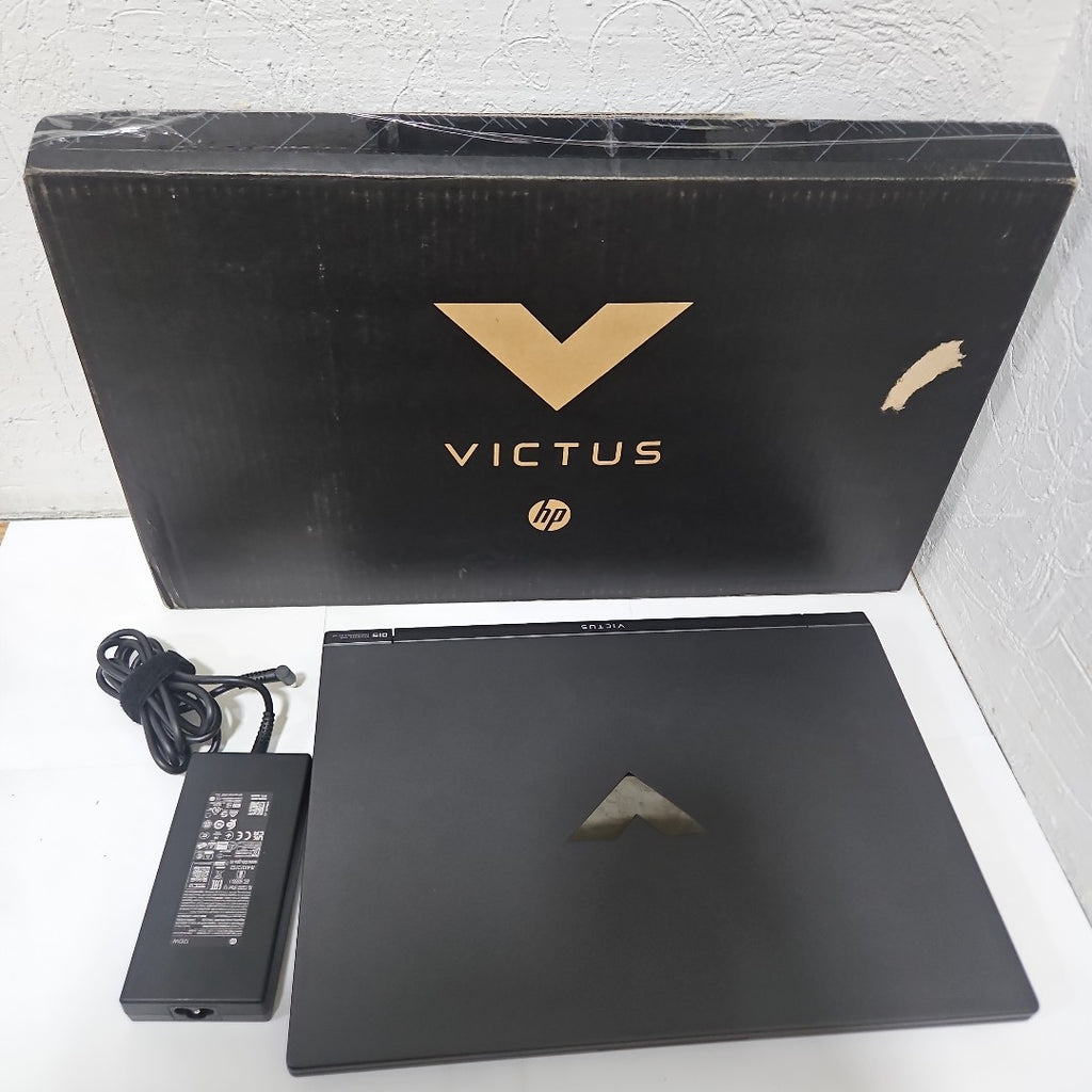 LAPTOP HP VICTUS 15-FB3020LA (2025) 512 GB SSD 16 GB RAM (SEMINUEVO)