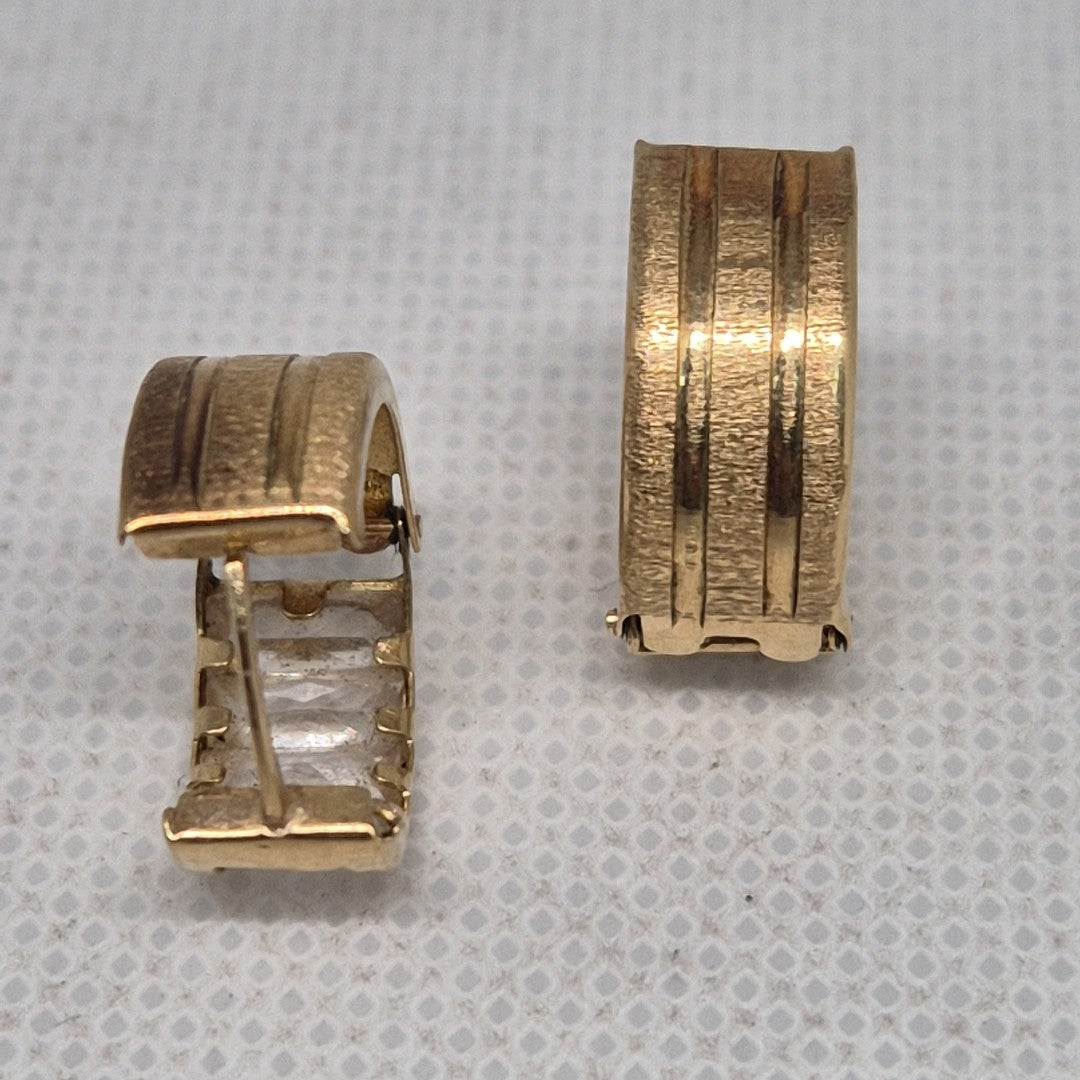 ARRACADAS PAR ORO 10 K 2.6 GRMS (SEMINUEVO)