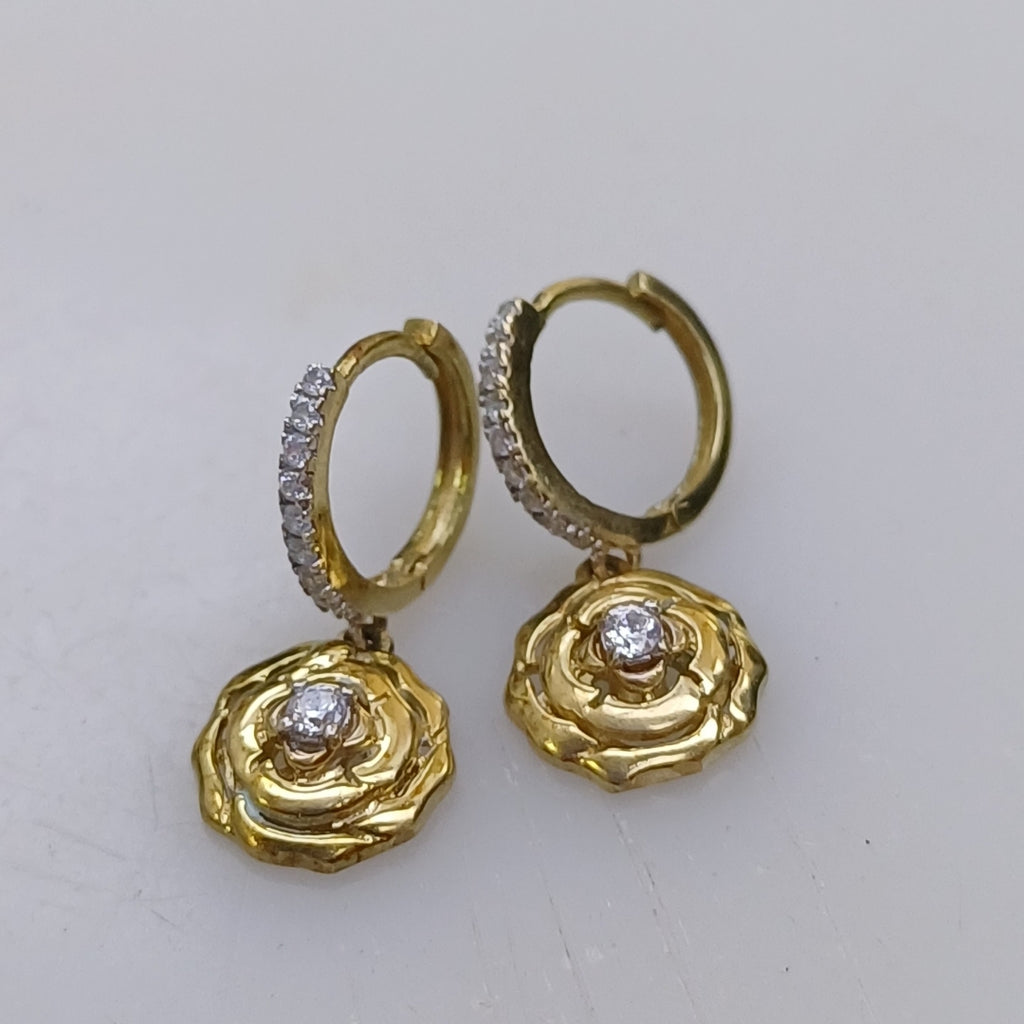ARETES PAR ORO 10 K 1.9 GRMS (SEMINUEVO)