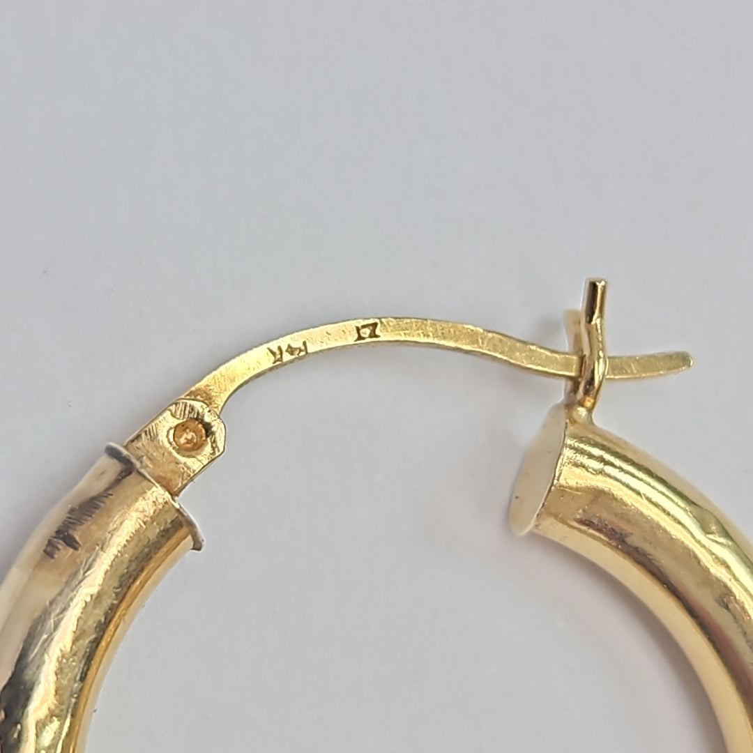 ARRACADAS PAR ORO 10 K 2.5 GRMS (SEMINUEVO)