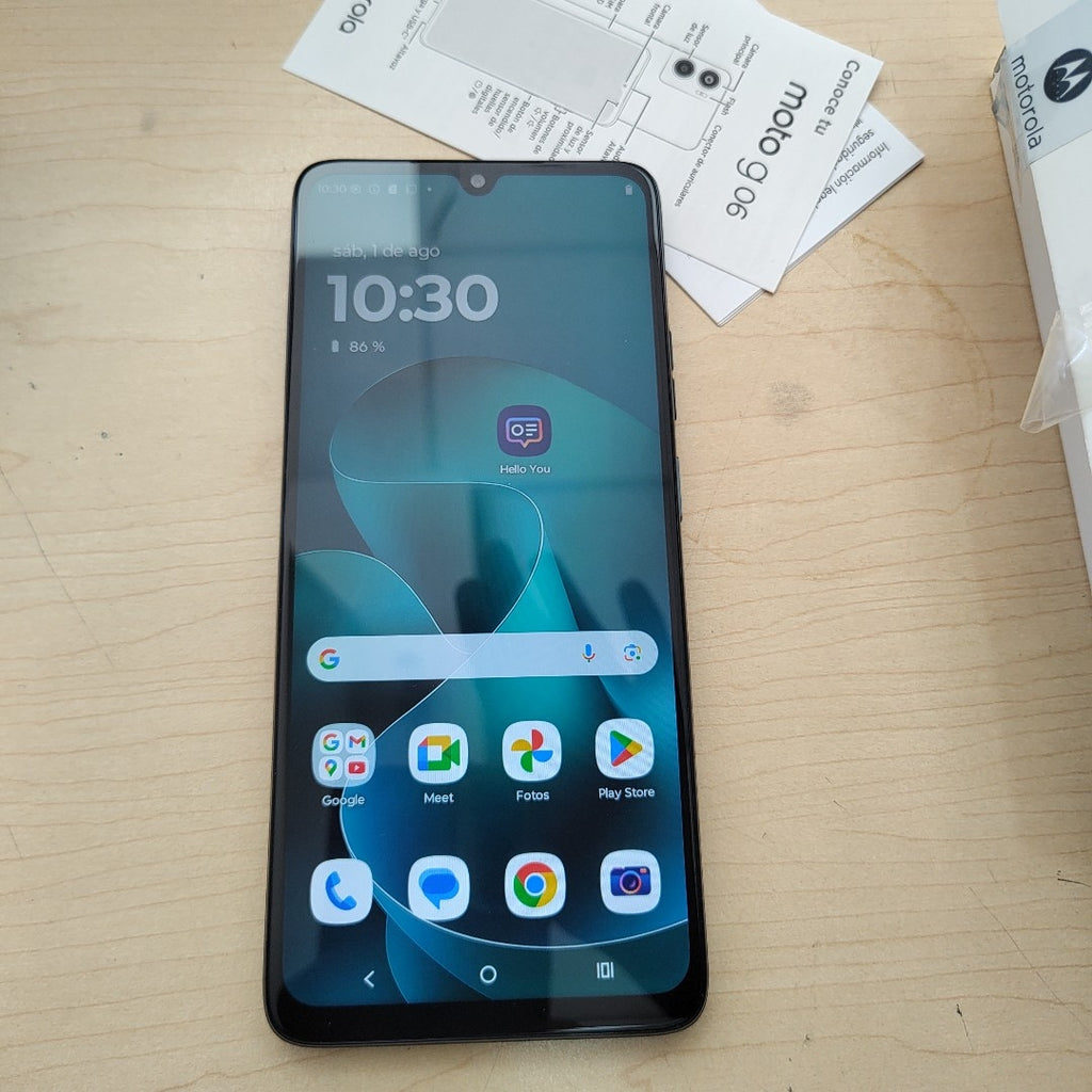 CELULAR MOTOROLA MOTO G06 XT2535-2 (2025) 256 GB 4 GB RAM (SEMINUEVO)