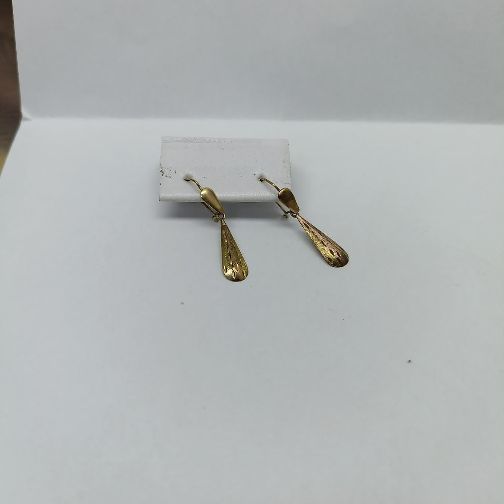 ARETES PAR ORO 10 K 0.6 GRMS (SEMINUEVO)