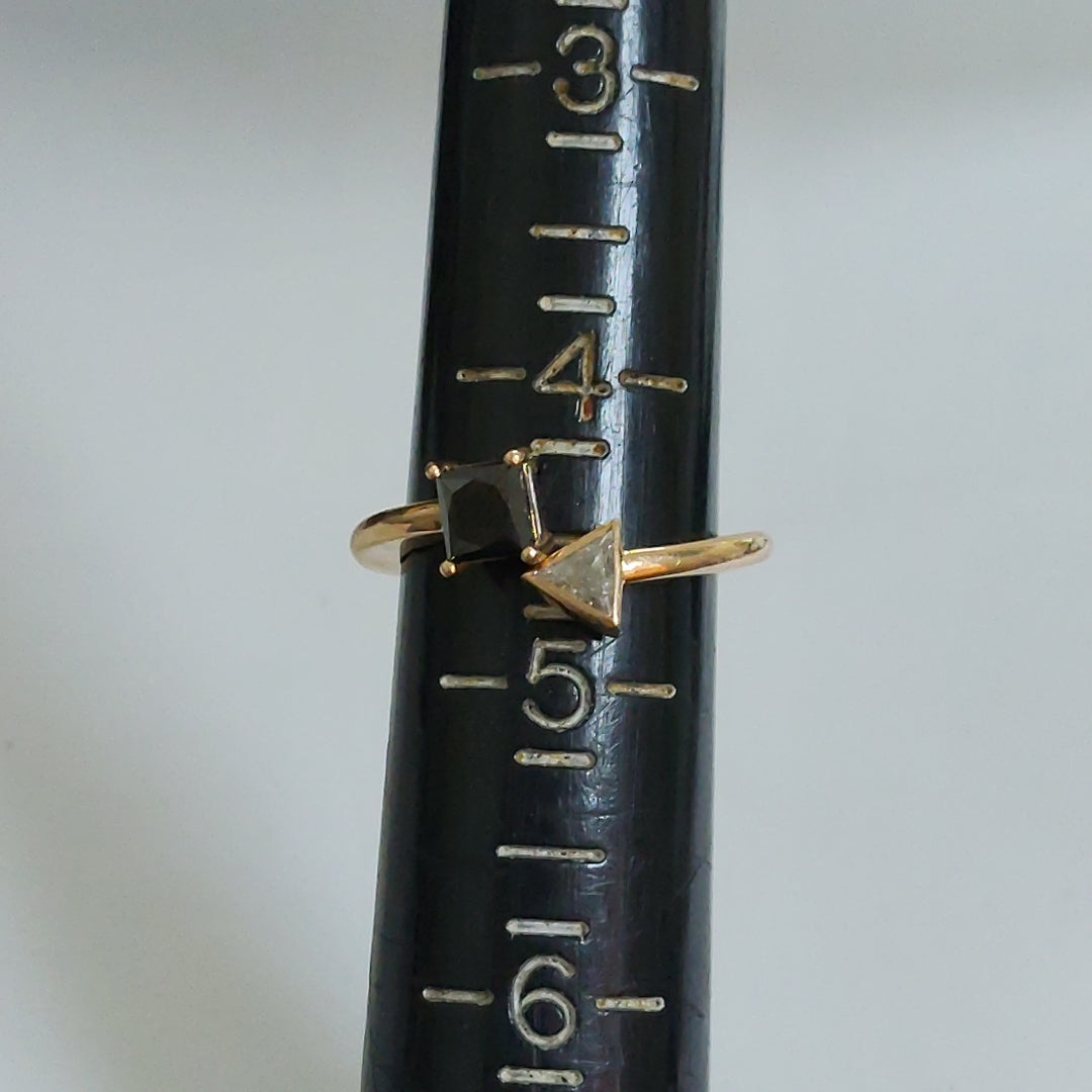 ANILLITO ORO 18 K 3.7 GRMS (SEMINUEVO)