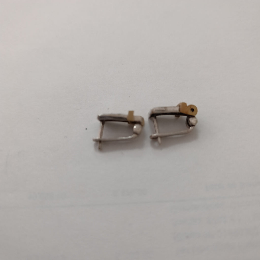 ARETES PAR ORO, ORO BLANCO 14 K 4.4 GRMS (SEMINUEVO)
