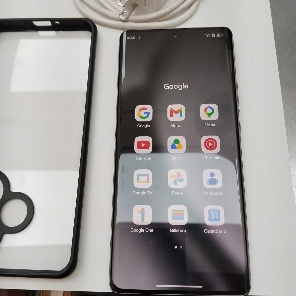 CELULAR REALME GT6 5G RMX3851 512 GB 16 GB RAM (SEMINUEVO)