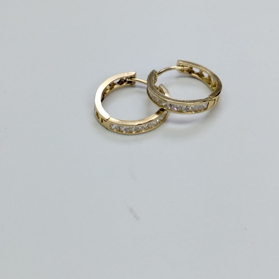 ARRACADAS PAR ORO 14 K 1.7 GRMS (SEMINUEVO)