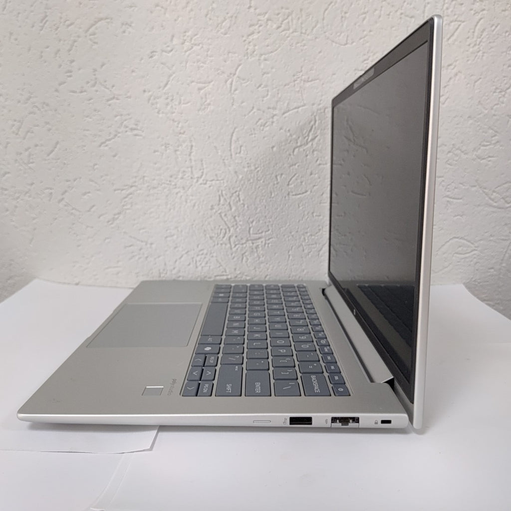 LAPTOP HP PROBOOK 445 G11 (2024 512 GB SSD 16 GB RAM (SEMINUEVO)