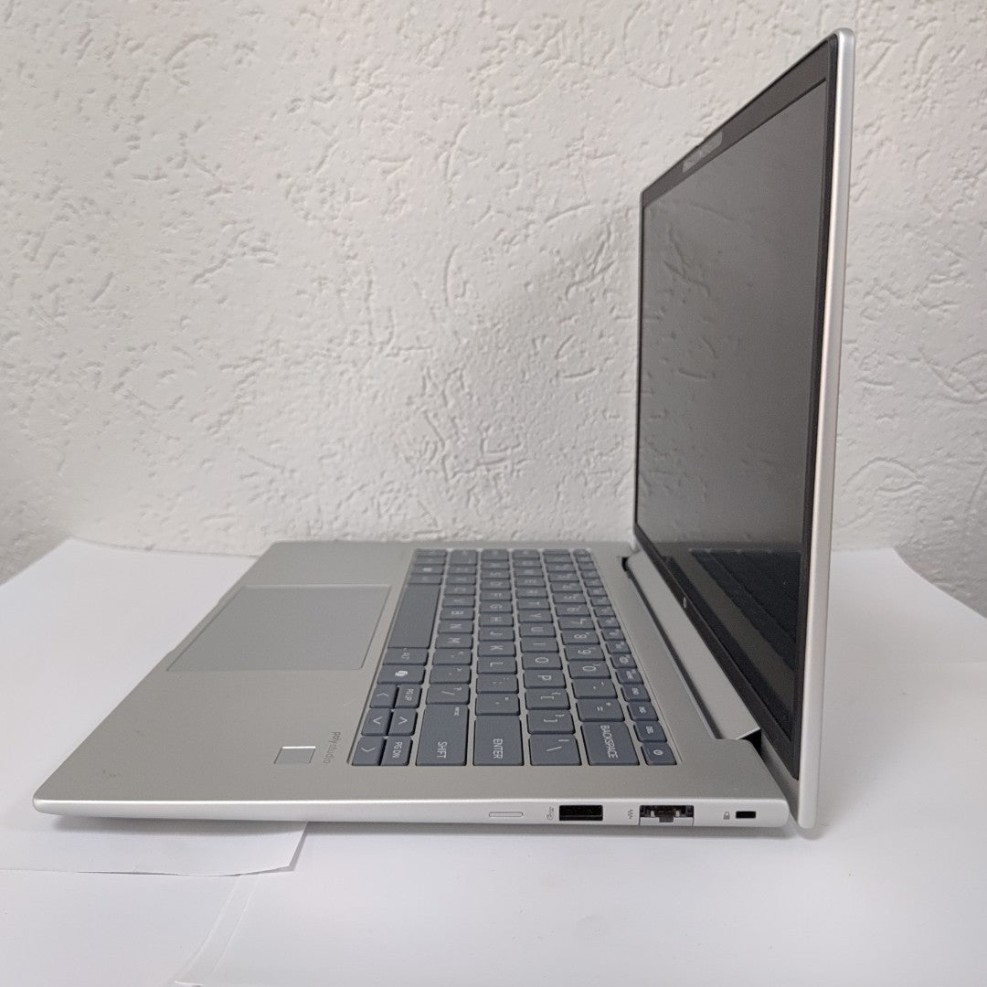 LAPTOP HP PROBOOK 445 G11 (2024 512 GB SSD 16 GB RAM (SEMINUEVO)