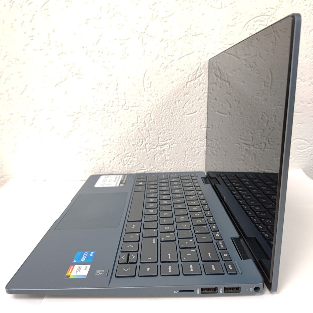 LAPTOP HP PAVILION X360 14-EK0008LA (2024) 512 GB SSD 8 GB RAM (SEMINUEVO)