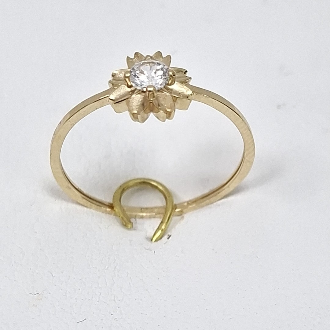 ANILLOS FIG FLOR CON CIRCONIAS 14K TALLA 7 1.1 GR (NUEVO)
