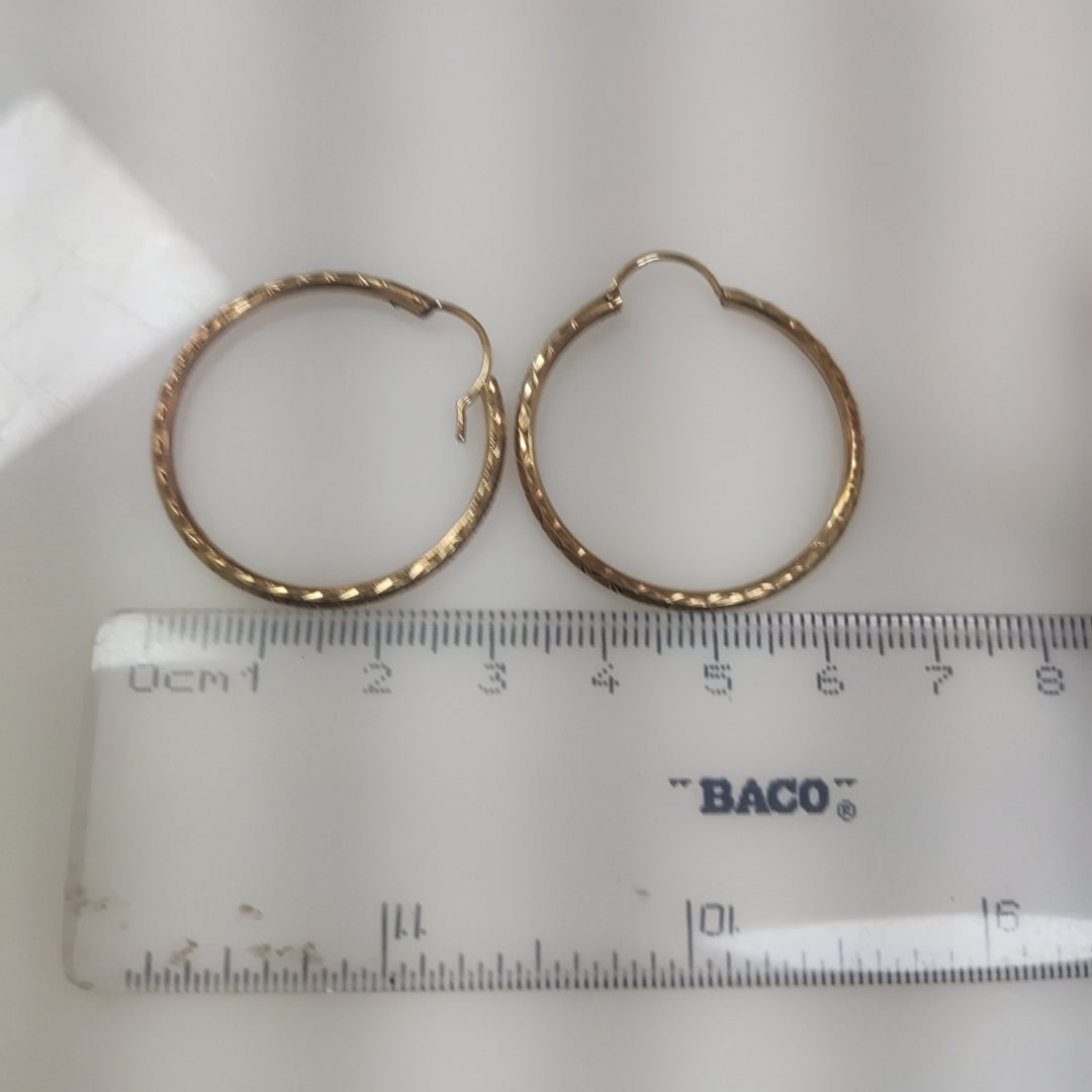 ARRACADAS PAR ORO 8 K 2.5 GRMS (SEMINUEVO)