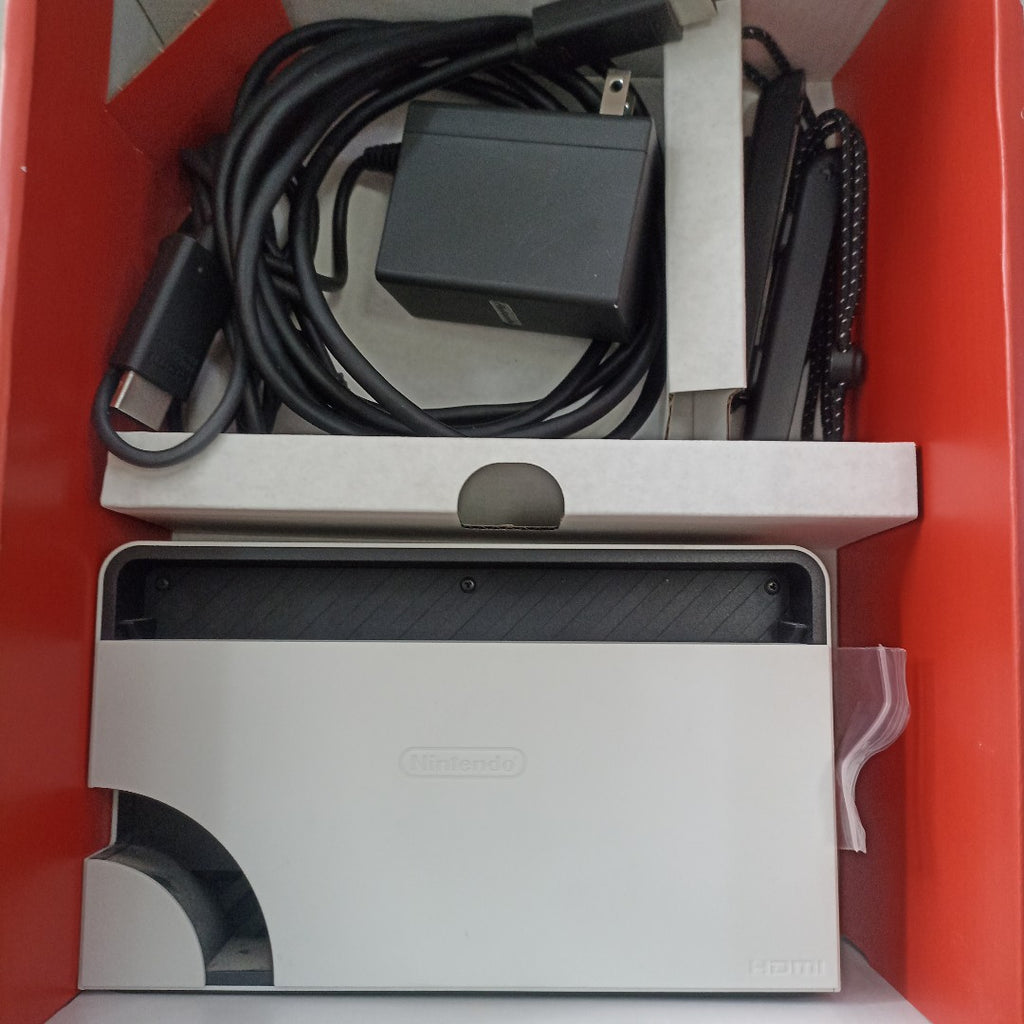 CONSOLA DE VIDEOJUEGO NINTENDO SWITCH OLED 64 GB (SEMINUEVO)
