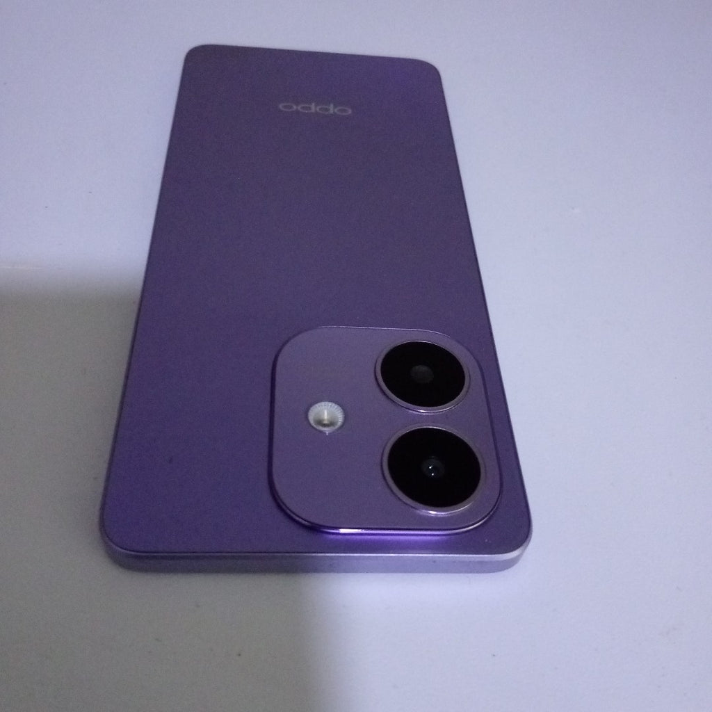 CELULAR OPPO A40 CPH2669 (2024) 256 GB 4 GB RAM (SEMINUEVO)