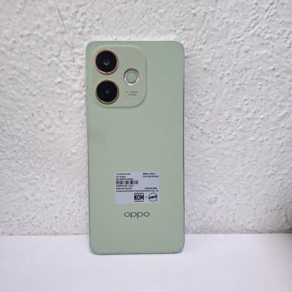 CELULAR OPPO A5 PRO CPH2711 (2025) 256 GB 8 GB RAM (SEMINUEVO)
