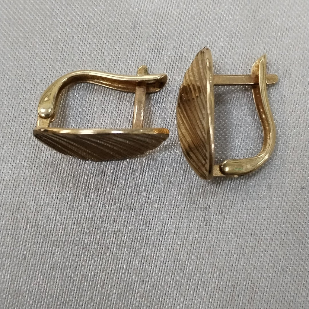 ARETES PAR ORO 10 K 1.4 GRMS (SEMINUEVO)