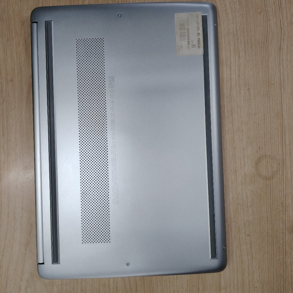LAPTOP HP 14-DQ0527LA (2023) 256 GB SSD 8 GB RAM (SEMINUEVO)