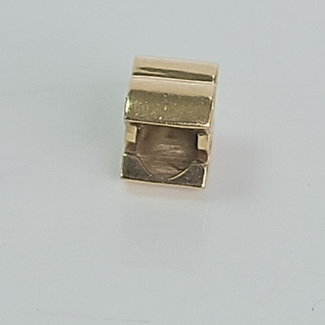 DIJE ORO 14 K 1.3 GRMS (SEMINUEVO)