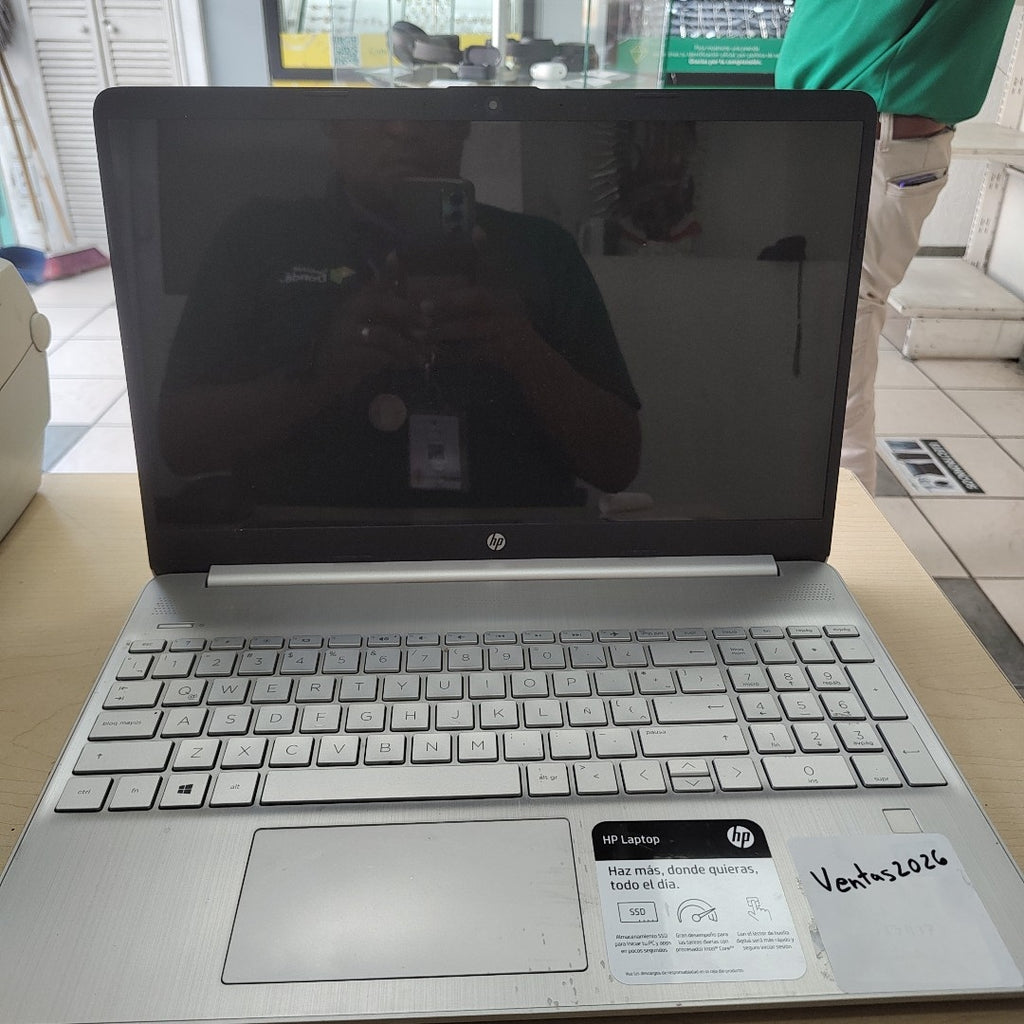 LAPTOP HP 15-DY0016LA (2023) 256 GB 12 GB RAM (SEMINUEVO)