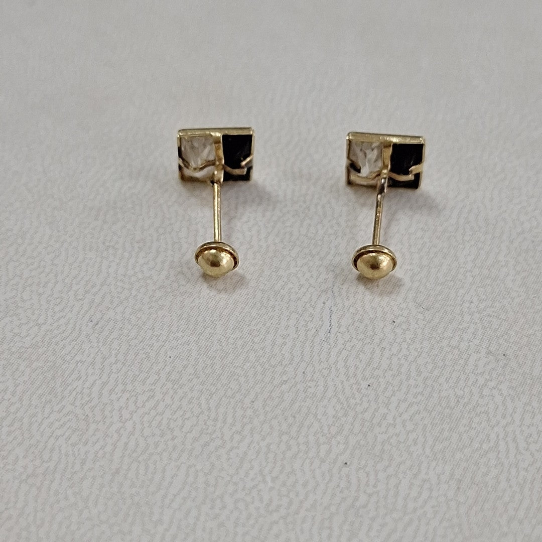 ARETES PAR ORO 10 K 0,80 GRMS (SEMINUEVO)