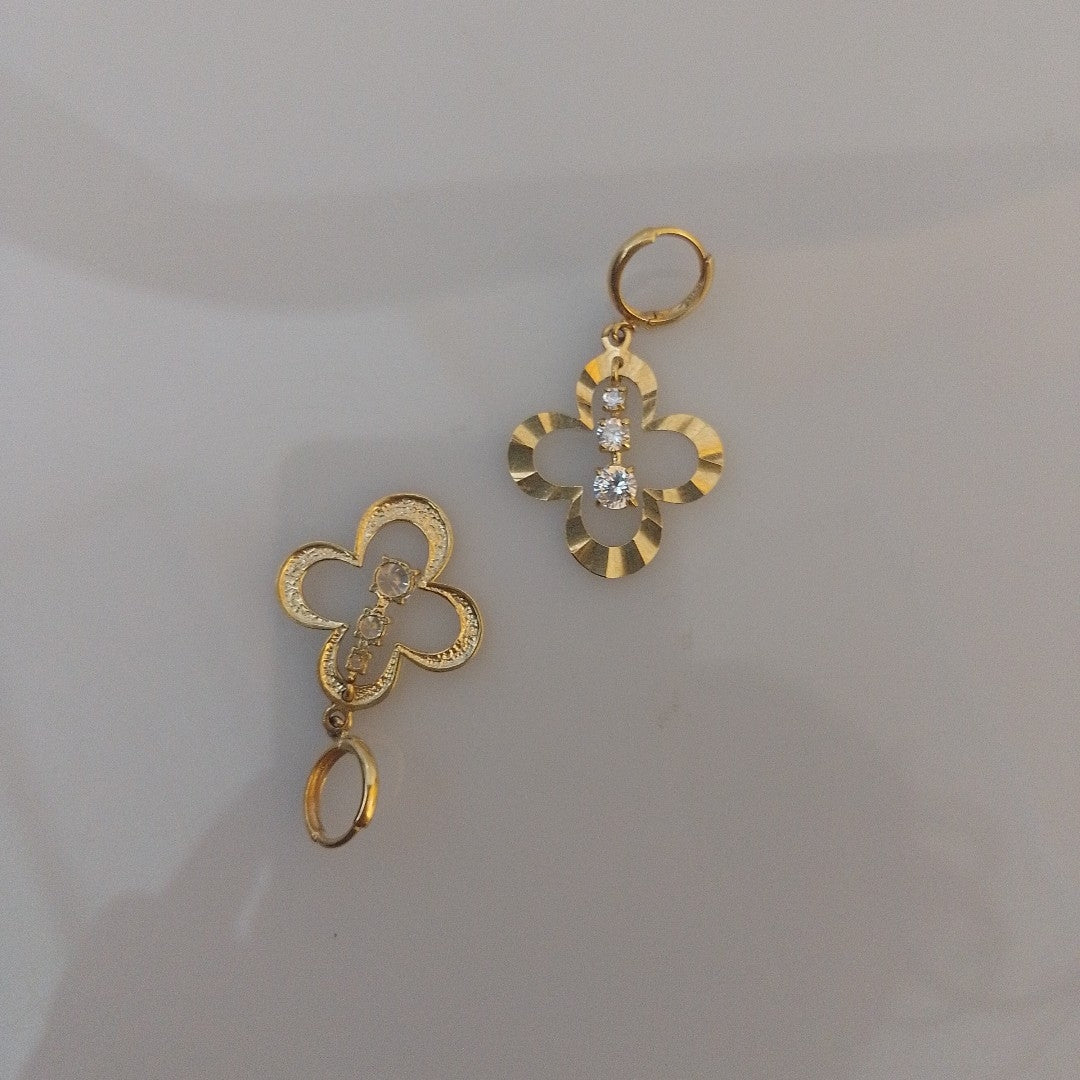 ARETES PAR ORO 14 K 3.4 GRMS (SEMINUEVO)