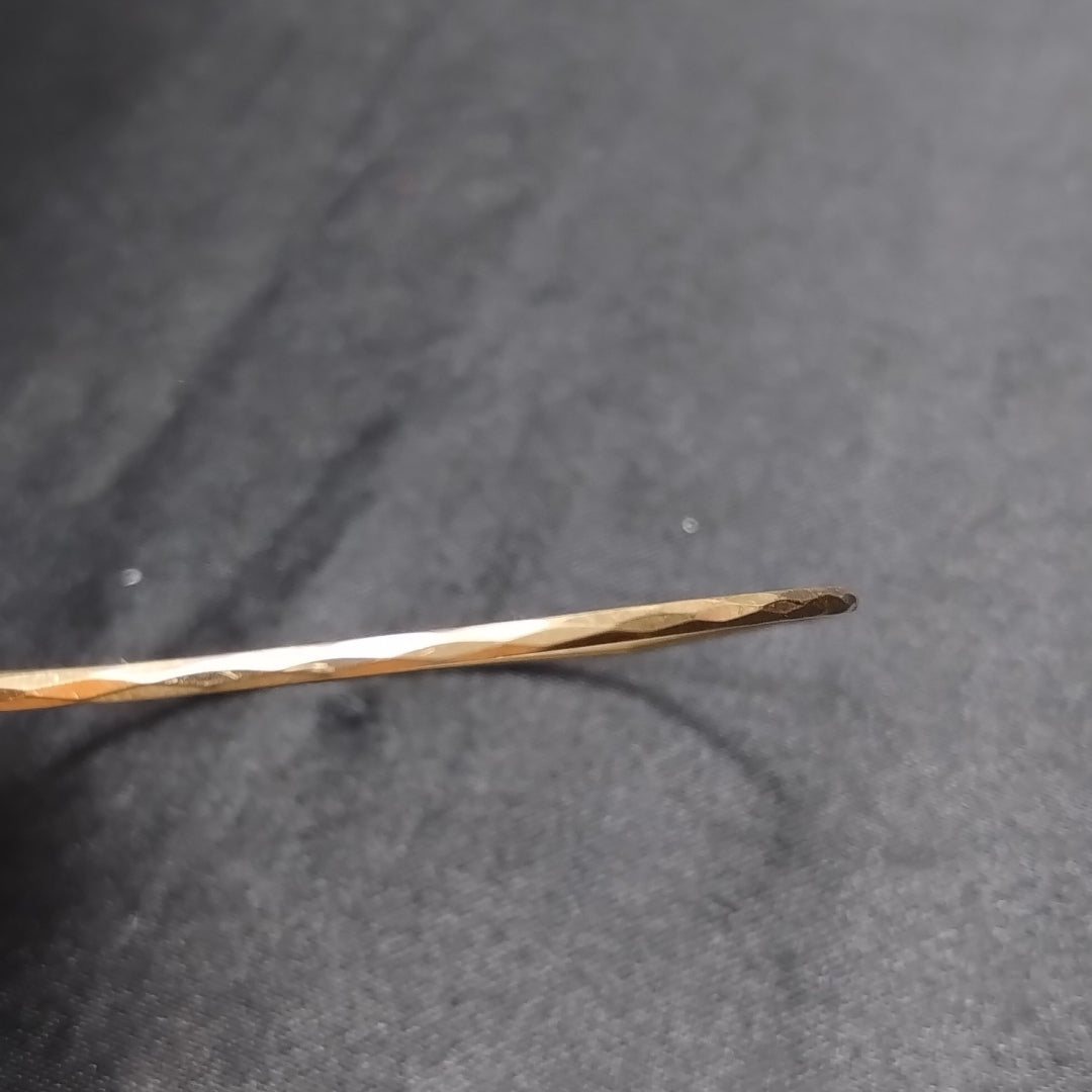 PULSERA RIGIDA ORO 14 K 2.5 GRMS (SEMINUEVO)