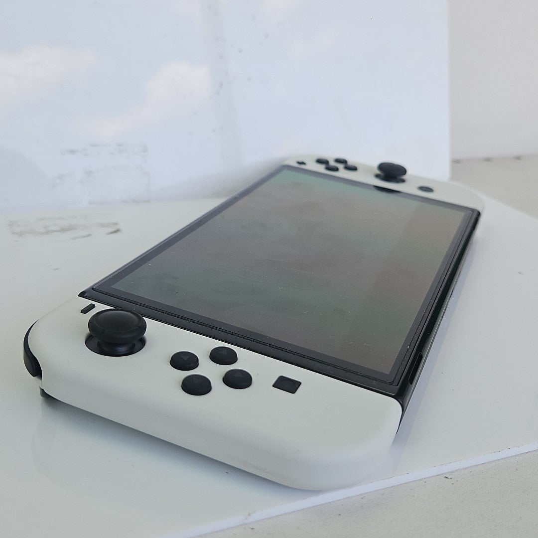 CONSOLA DE VIDEOJUEGO NINTENDO SWITCH OLED 64 GB (SEMINUEVO)
