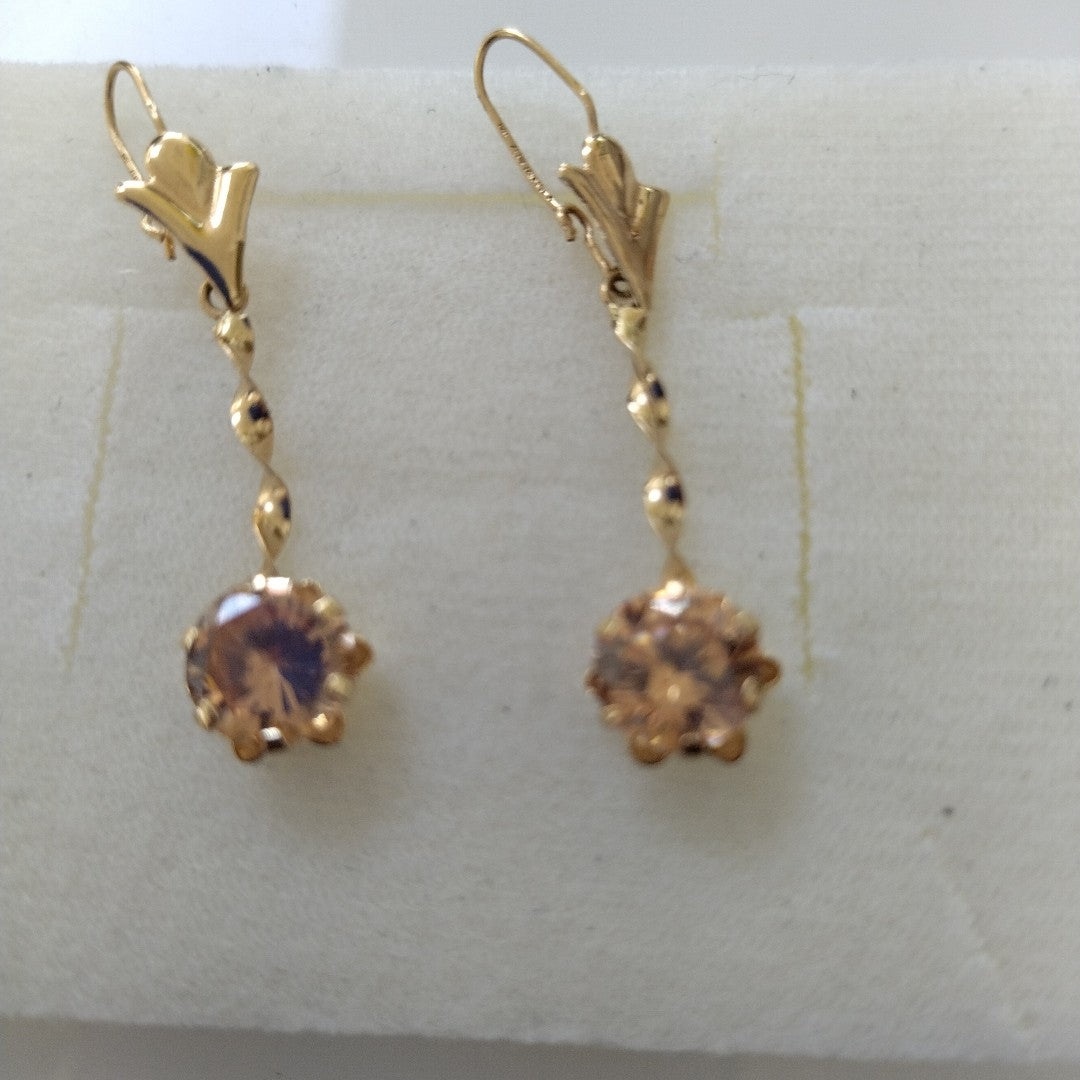 ARETES PAR ORO 14 K 2.9 GRMS (SEMINUEVO)