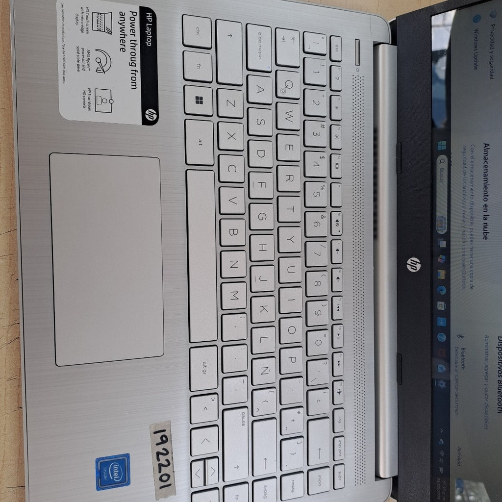 LAPTOP HP 14-DQ0518LA (2024) 128 GB SSD 4 GB RAM (SEMINUEVO)