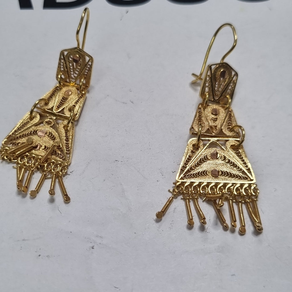 ARETES PAR ORO 10 K 6.3 GRMS (SEMINUEVO)