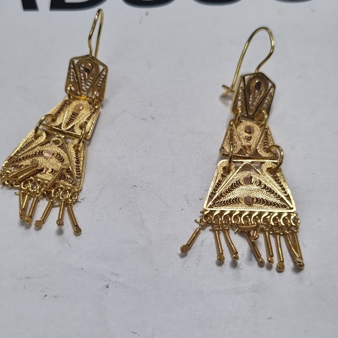 ARETES PAR ORO 10 K 6.3 GRMS (SEMINUEVO)