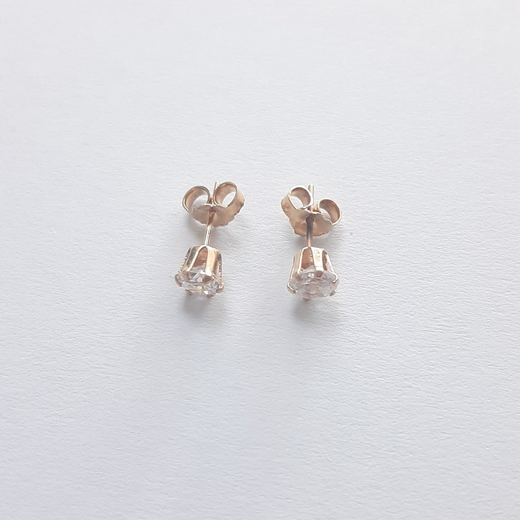 BROQUELES PAR ORO 10 K 0.5 GRMS (SEMINUEVO)