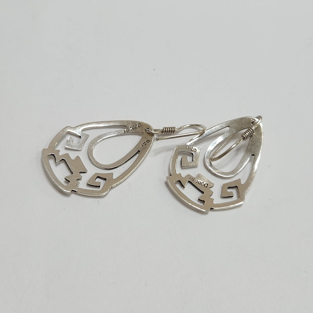 ARETES PAR PLATA 4,60 GRMS (SEMINUEVO)