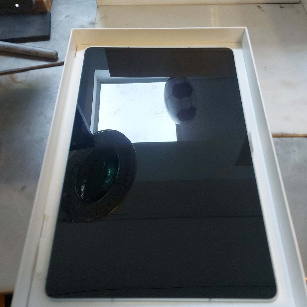 TABLETA SAMSUNG GALAXY TAB S9 FE SM-X510 (2023) 256 GB 8 GB RAM (SEMINUEVO)