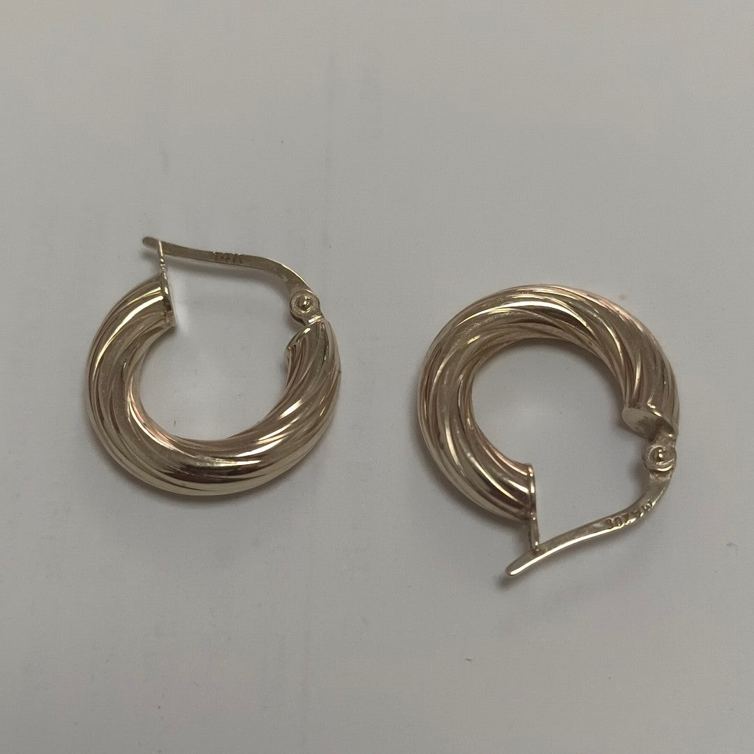 ARETES PAR ORO 14 K 1.6 GRMS (SEMINUEVO)