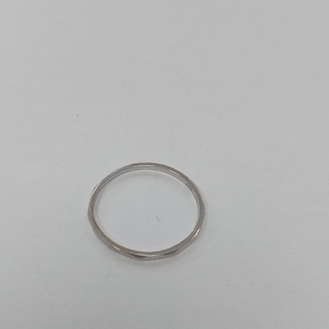 ARGOLLA ORO BLANCO 14 K 0.7 GRMS (SEMINUEVO)