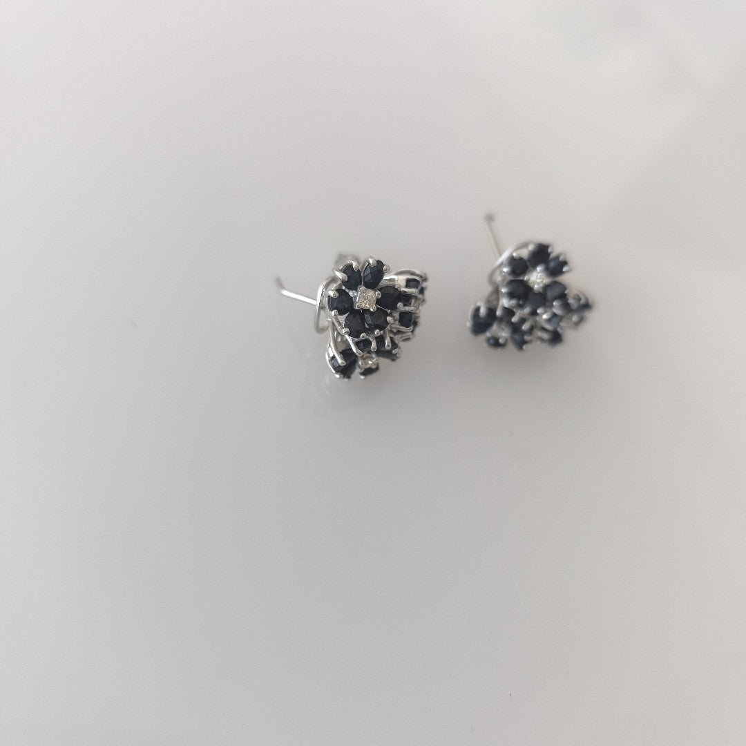 ARETES PAR ORO BLANCO 18 K 9,80 GRMS (SEMINUEVO)